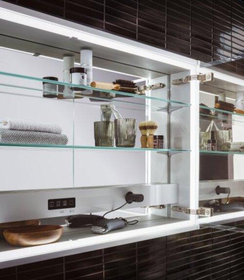 Produktbild Emco asis prestige 2 Lichtspiegelschrank, Unterputzmodell, 915mm, breite Tür rechts