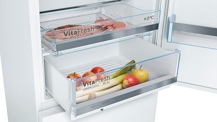 Actual product image Bosch Hausgeräte KGE49AWCA (419 l)
