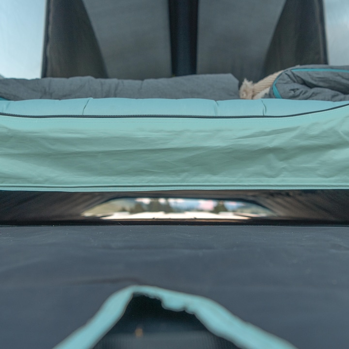 Actual product image Quechua VAN 500 FRESH AND BLACK 2P (Roof tent, 24 kg, 2 persons)