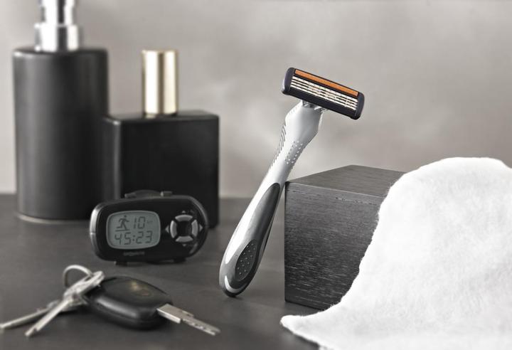 Immagine prodotto Bic Rasoio monouso Flex4 3 pezzi.