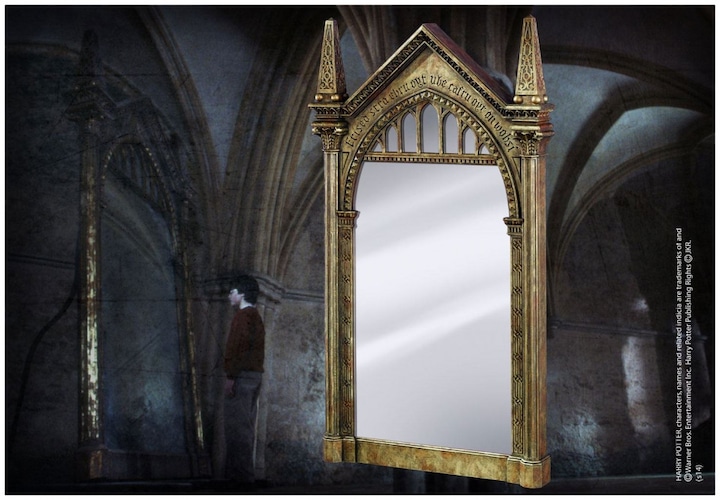 Actual product image Noble Collection Harry Potter The Mirror Nerhegeb (42 x 21 cm)
