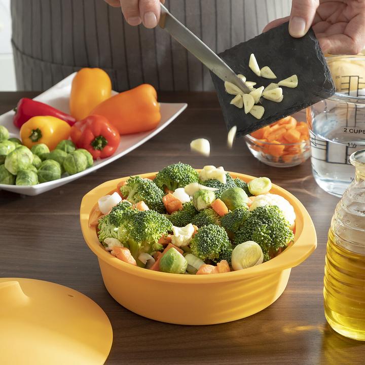 Actual product image InnovaGoods Steamer for the microwave - Orange (Plastic)