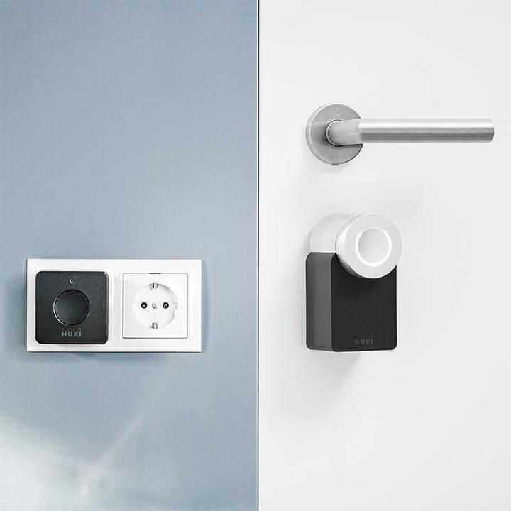 Actual product image Nuki 2.0 CH-cylinder Smart Lock + Bridge (Smartphone)