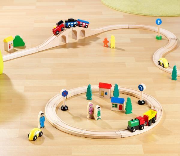 Produktbild Playtastic Kleines Holz-Eisenbahn-Set