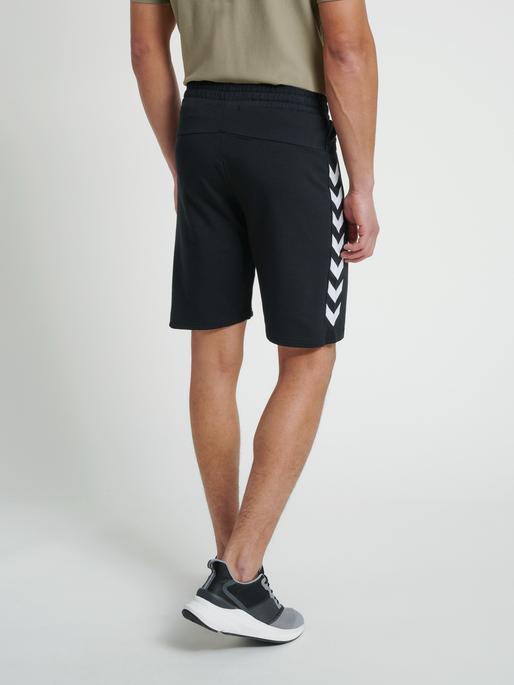Produktbild hummel RAY 2.0 SHORTS (S)