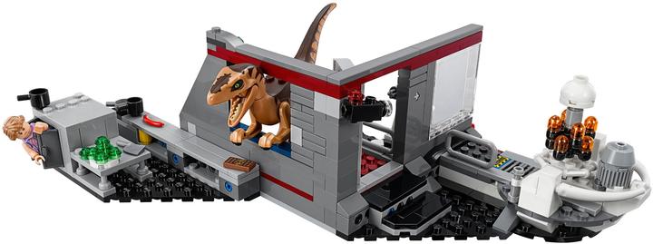 Actual product image LEGO Jurassic World Hunt for the Velociraptor (75932, LEGO Jurassic World)