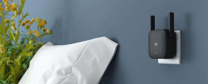 Actual product image Xiaomi Wi-Fi Range Extender Pro (300 Mbit/s)