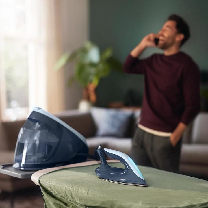 Actual product image Philips PSG7030/20 (2100 W, 600 g/min)