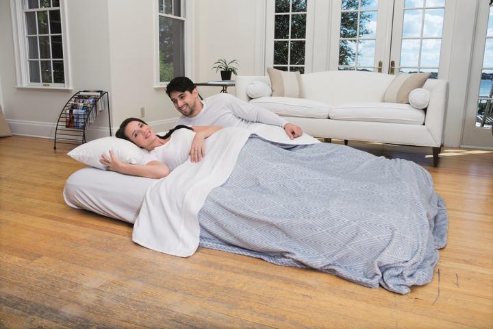 Productafbeelding Bestway Gevlokt luchtmatras - Luchtpomp / Tweepersoons (135 x 190 cm)