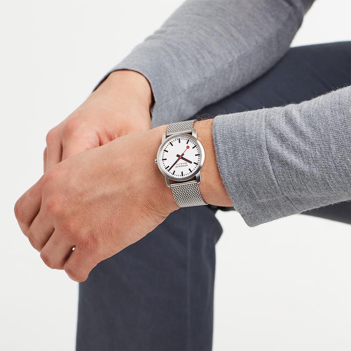 Immagine prodotto Mondaine Semplicemente elegante (Orologio da polso analogico, 36 mm)