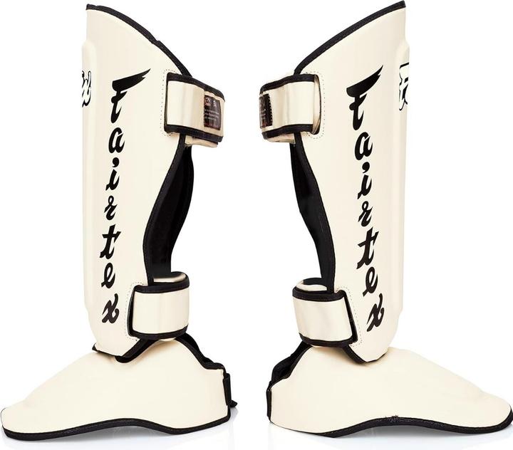 Actual product image Fairtex Shin guards SP7 Twister Detachable (S)