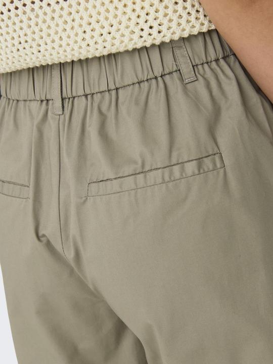 Image du produit Only ONLZORA Hohe Taille Locker geschnitten Shorts Shorts (XS)