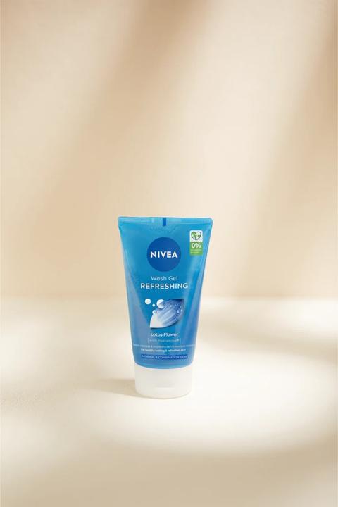 Produktbild NIVEA Cleansing Face Gel For Normal And Combination Skin Refreshing Wash Gel 150 Ml (Reinigungsgel, 150 ml)