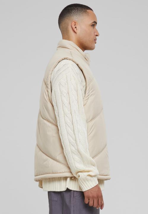 Actual product image Urban Classics Arrow Puffer Vest (L)