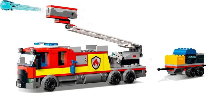 Actual product image LEGO Firefighting operation with firefighting team (60321, LEGO City)