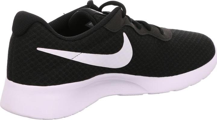 Actual product image Nike Tanjun (41)