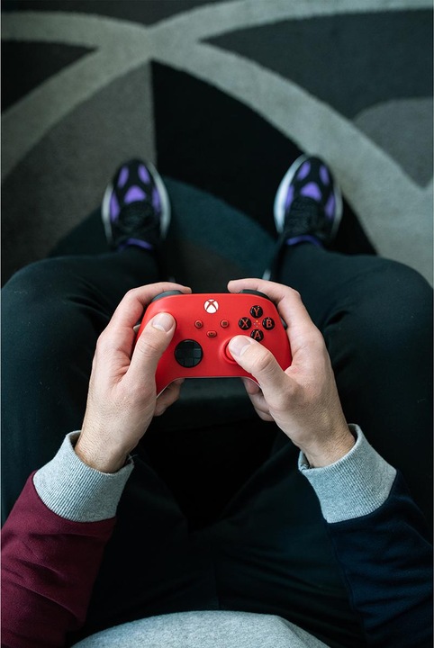 Immagine prodotto Microsoft Xbox Wireless Controller - Pulse Red (Xbox One S, Xbox Serie S, PC, Xbox One X, Xbox Series X)