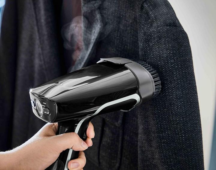 Actual product image Rowenta Steam Force (2000 W, 30 g/min)