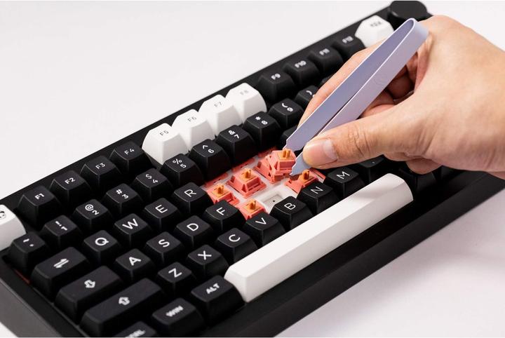 Actual product image Akko Monsgeek M1 V5 (US, Cable, Wireless)