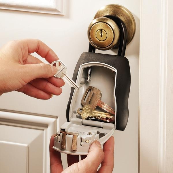 Actual product image Master Lock Key safe 5400EURD