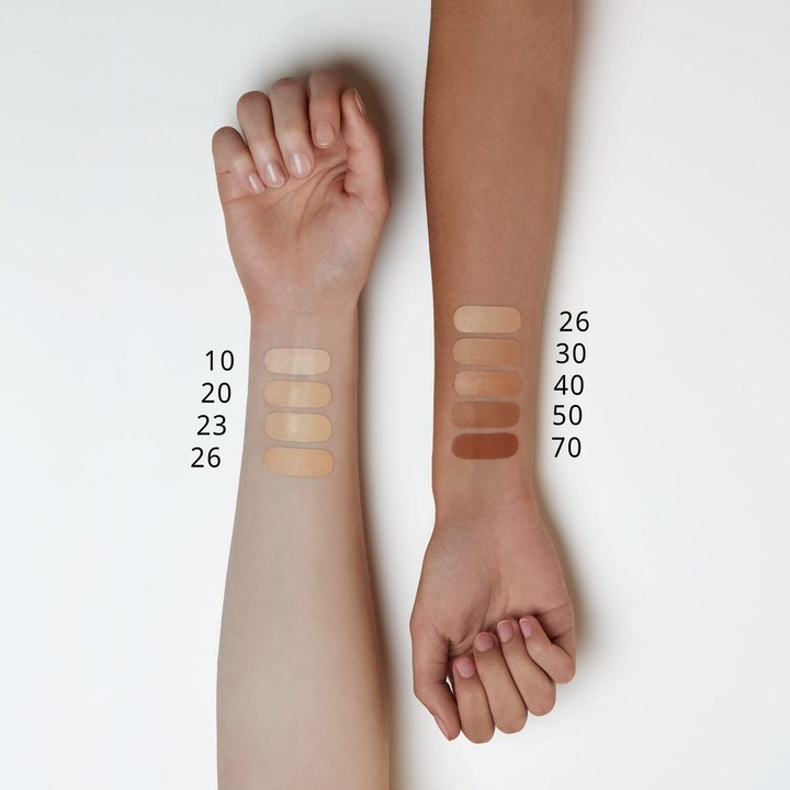 Actual product image essence Camouflage+ (40 medium fawn)