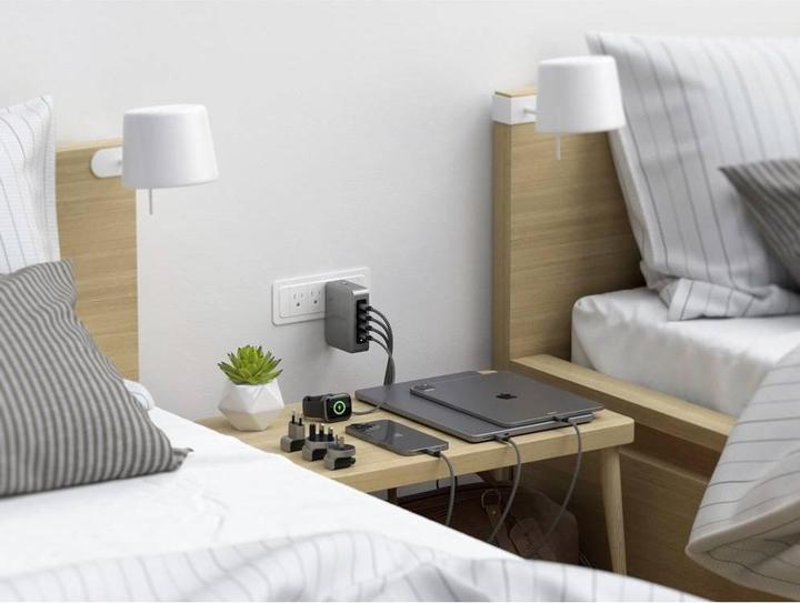 Actual product image Satechi USB-C GaN Travel Charger 145W (145 W)