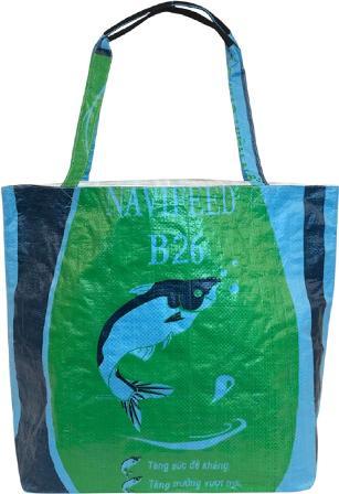 Immagine prodotto Bekos Upcycling - Grosser Shopper XL aus recycelten Fischfuttersäcke Büffel grün / blau