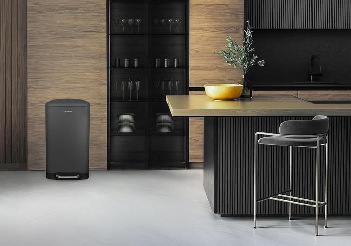 Produktbild Les Collectors Elegante Küchenabfalleimer mit Fusspedal und geräuschlosem Deckel (40 l)