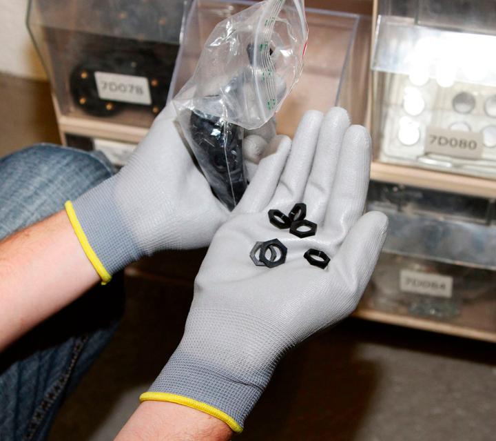 Actual product image Keron Gnitter (10)