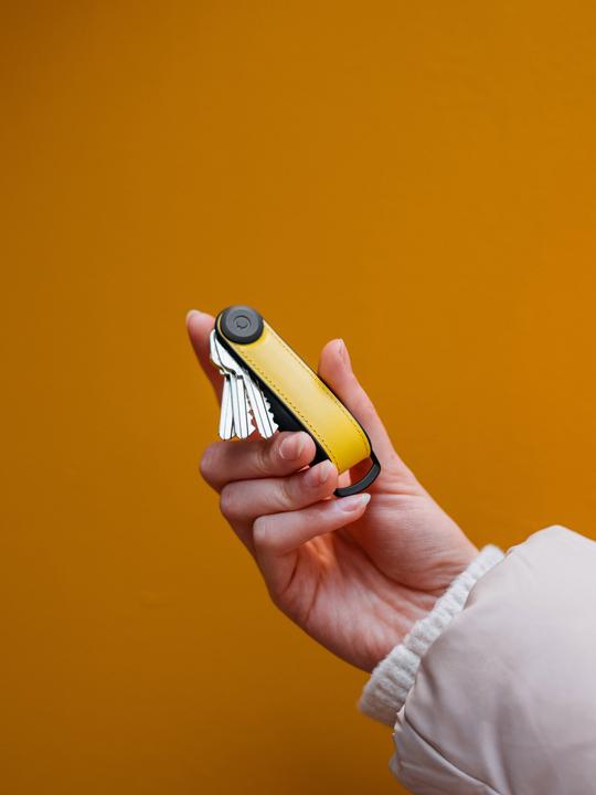Immagine prodotto Orbitkey Organizzatore ibrido per chiavi in pelle - Giallo solare