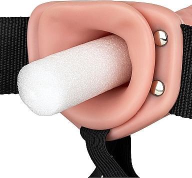 Image du produit RealRock Vibrating Hollow Strap-on No Balls - 6" / 15,5 cm