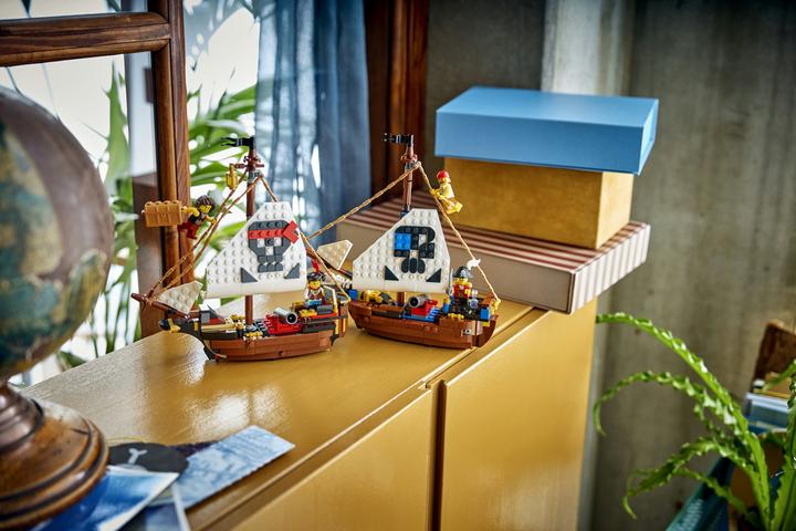 Produktbild LEGO Legendäres Piratenschiff