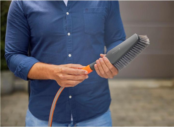 Actual product image Gardena Cleansystem wash set hand brush M soft