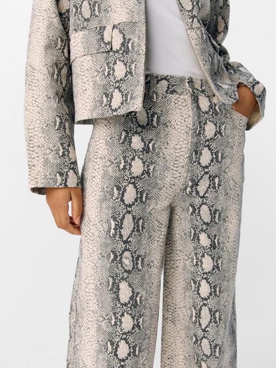 Actual product image Object Print Jeans mit weitem Bein (XS)