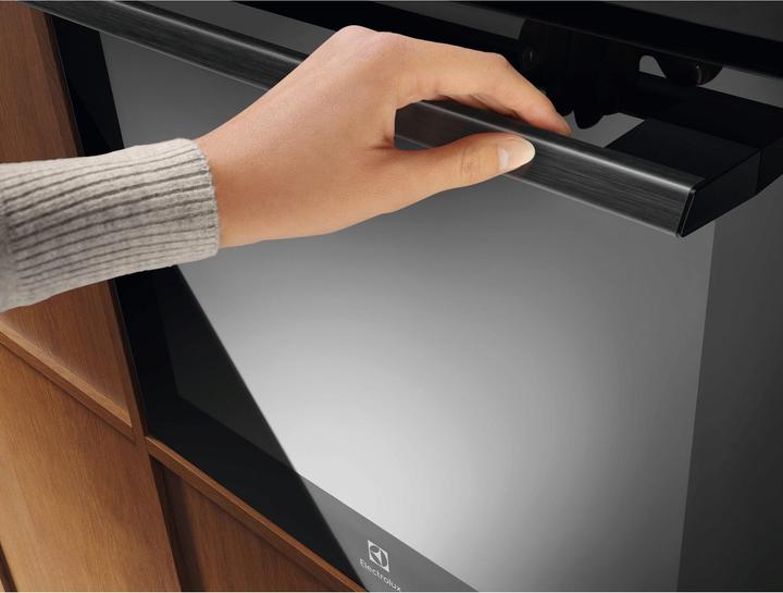 Actual product image Electrolux Forno MealAssist 800 con