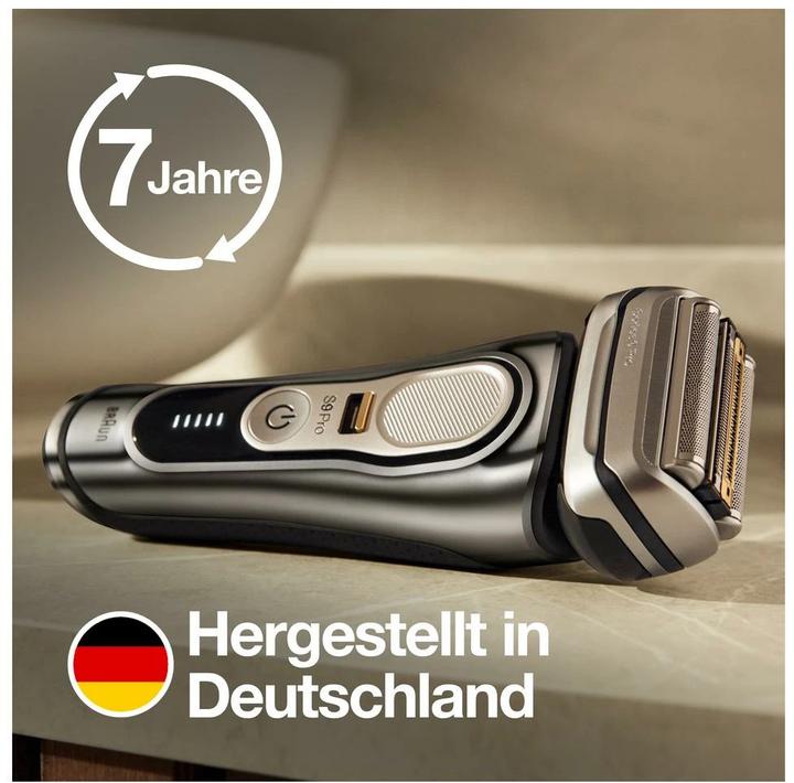 Actual product image Braun Series 9 9486CC electric shaver