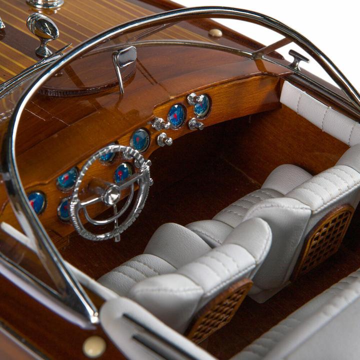 Produktbild Authentic Models Aquarama