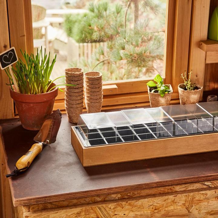 Actual product image Siena Garden hatchery