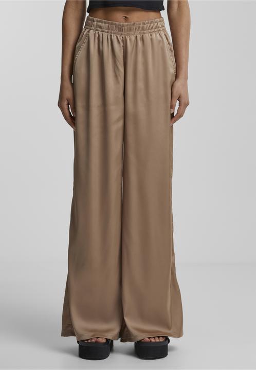 Image du produit Urban Classics Ladies Satin Wide Leg Pants (4XL)