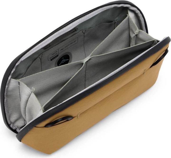Actual product image Peak Design Tech Pouch Small (Camera accessory bag, 2 l)