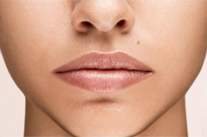 Actual product image Collistar Balsams Labbra Puro No 000 (000 Universal)