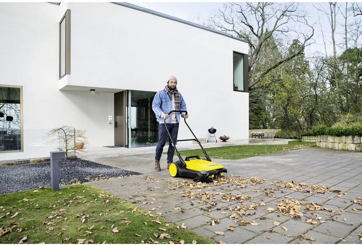 Actual product image Kärcher side broom