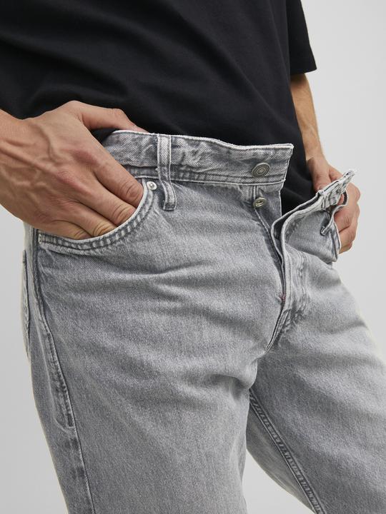 Actual product image Jack & Jones Chris Original CJ 020 Loose Fit Jeans (W29/L32)