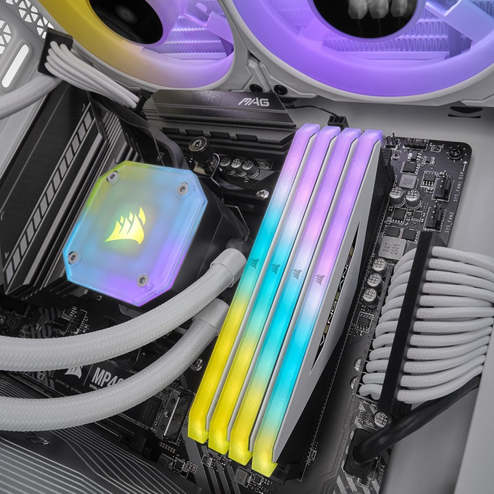 Image du produit Corsair Vengeance RGB RT (4 x 8GB, 3600 MHz, RAM DDR4, DIMM)