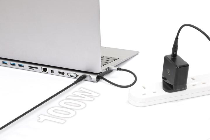Actual product image Manhattan USB-C PD 11-in-1 docking station with MST for three monitors (USB-C, 4 Ports)
