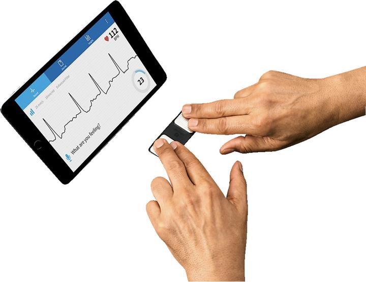 Actual product image AliveCor Ekg device Al-Kardiamobile