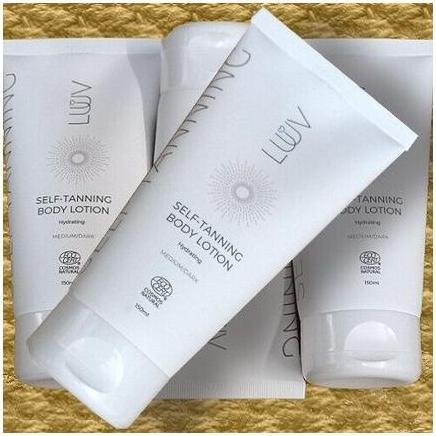 Produktbild Luuv Cosmetics Self-Tanning Body Lotion MEDIUM/DARK Natural Self-Tanner 150ml (Selbstbräunungsschaum, 150 ml)