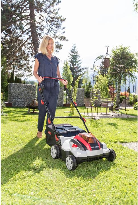 Produktbild AL-KO Akku-Vertikutierer SF 4036 SET 36 V