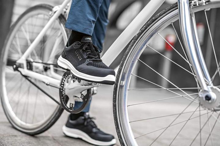 Actual product image Uvex Safety Safety low shoe (S1, 45)