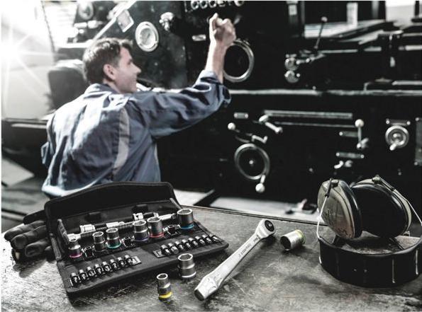 Actual product image Wera 8100 SB 10 Zyklop Metal Ratchet Set